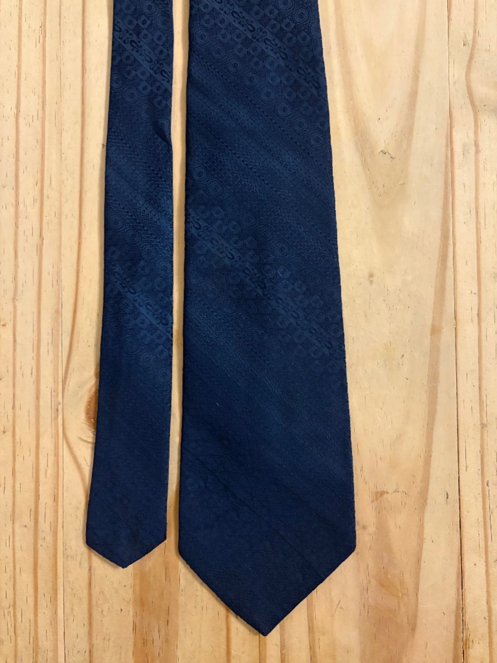 Vintage Wembley "Wemlon" Blue Geometric Necktie 1970s